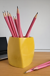 sarı Beton kalemlik